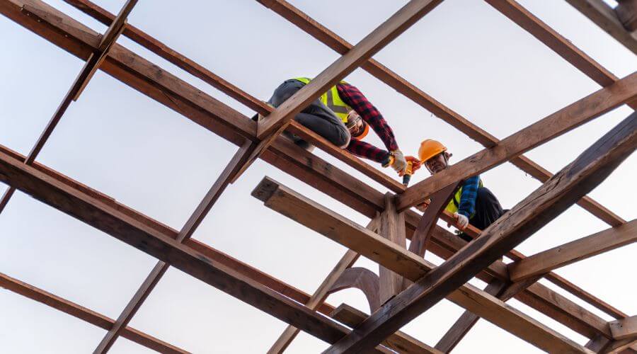 Professional gutter cleaning services in Colusa, CA